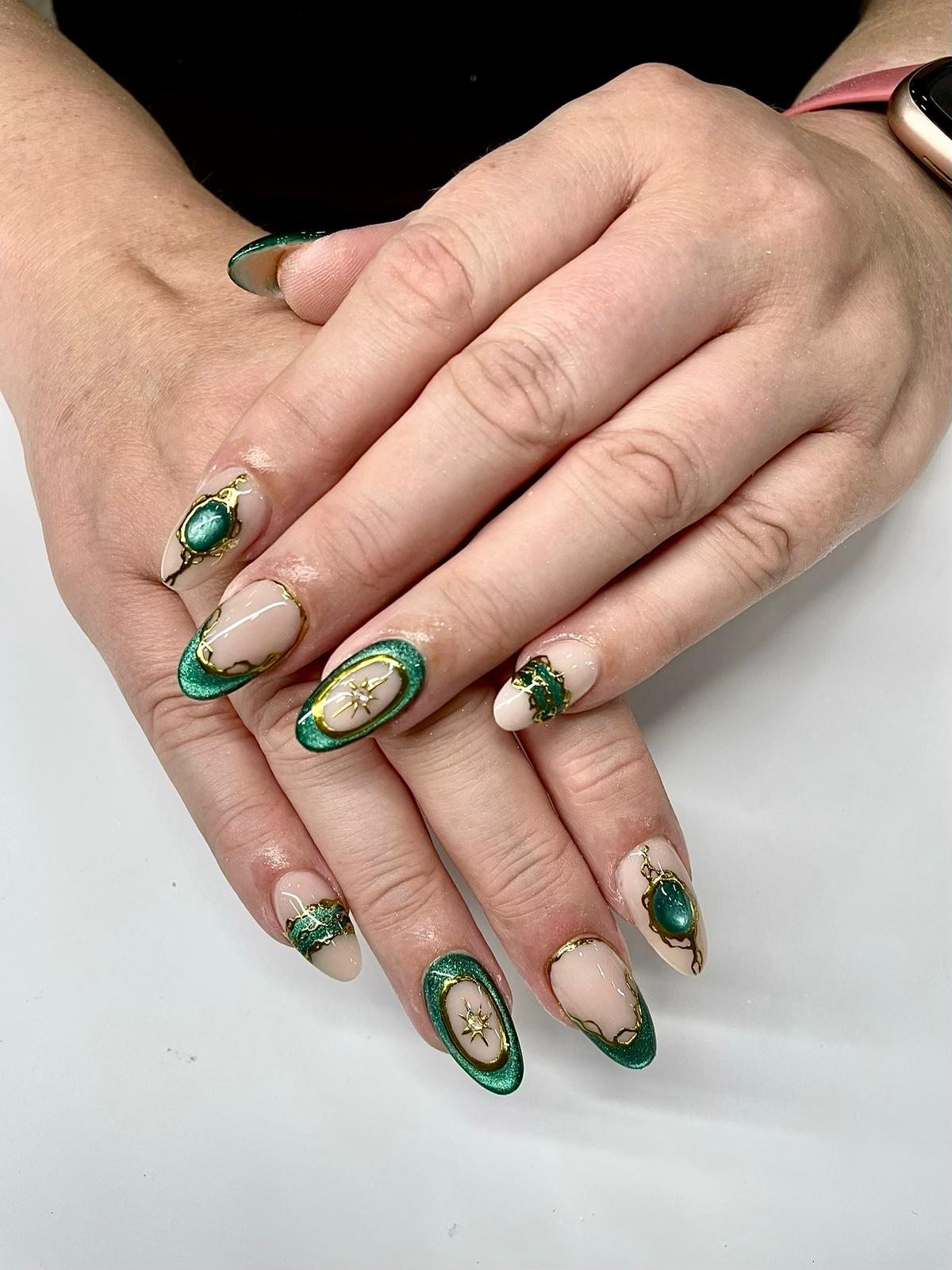 QUEEN NAILS — their work
